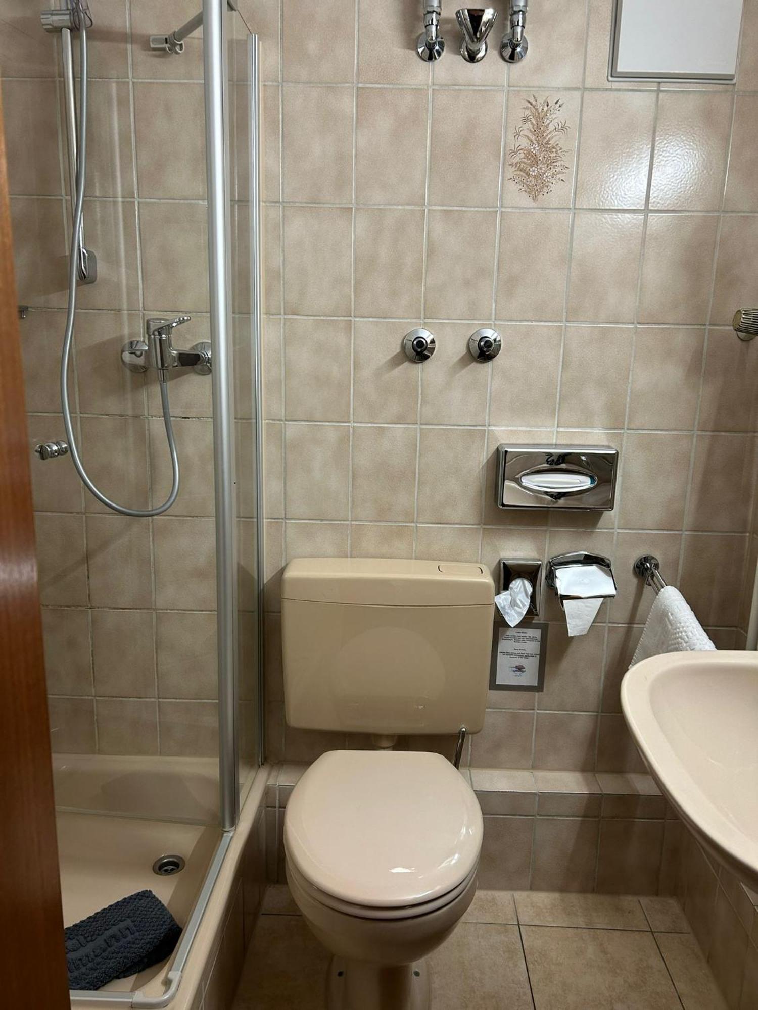 Hotel Fackelmann نورنبيرغ المظهر الخارجي الصورة